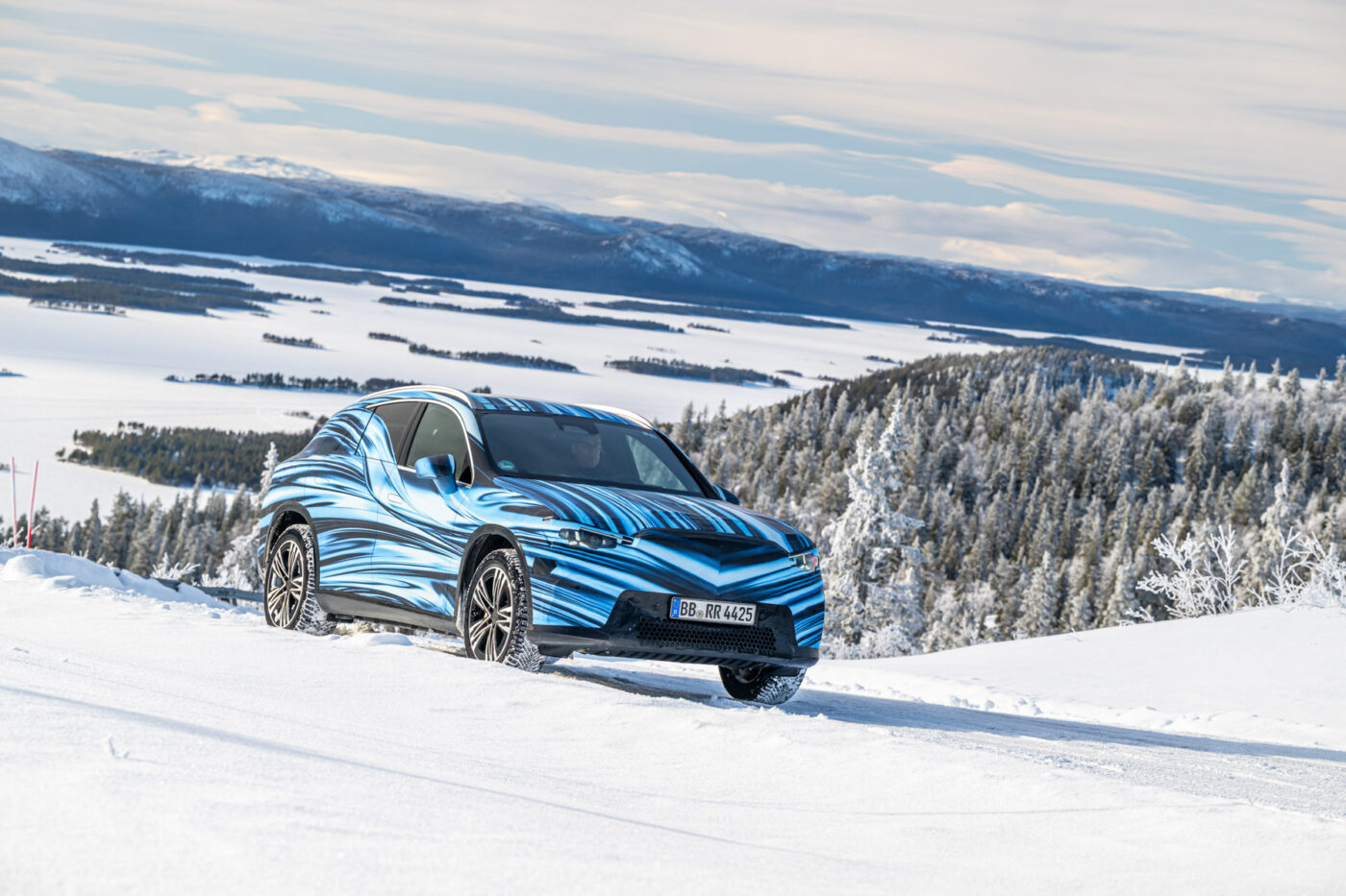 mercedes benz glc eq prototype winter review geiger 2025 04 mercedes benz glc eq prototype winter review geiger 2025 04
